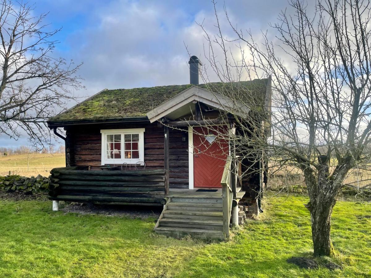 Backgardens Timmerstuga Falkoping Exterior photo